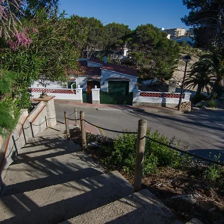 8, Pareado Con Jardin Y Piscina