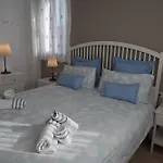 Prázdninový dům 8, Pareado Con Jardin Y Piscina *