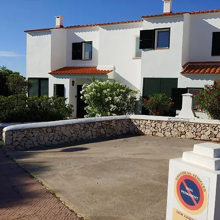 Prázdninový dům 8, Pareado Con Jardin Y Piscina